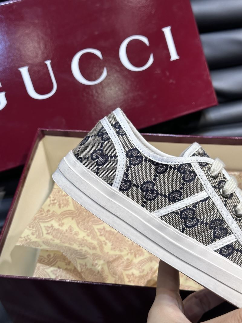 Gucci Low Shoes